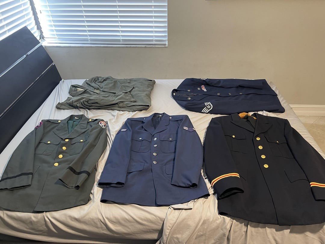 Uniforms & Insignia