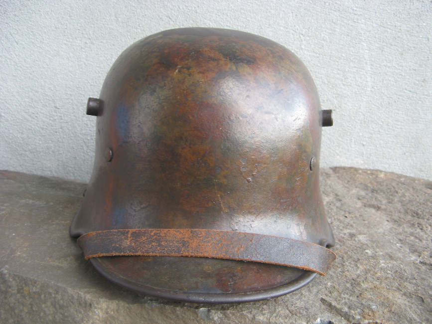WW1 German M16 Camouflage Helmet – Rare Splotchy Pattern with Provenance