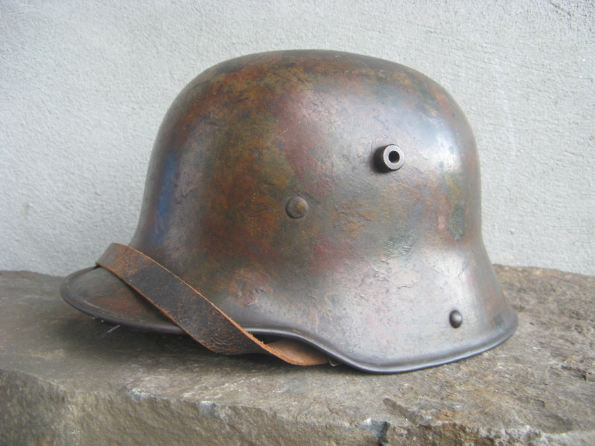 WW1 German M16 Camouflage Helmet – Rare Splotchy Pattern with Provenance