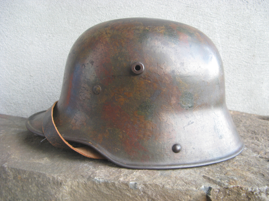 WW1 German M16 Camouflage Helmet – Rare Splotchy Pattern with Provenance