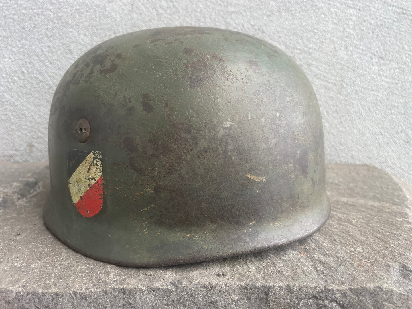 WW2 German Fallschirmjäger Helmet – ET66, Lot 5069