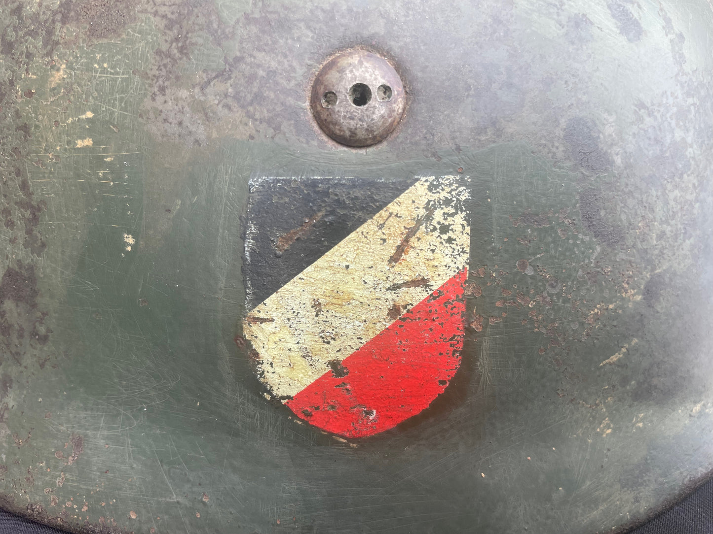 WW2 German Fallschirmjäger Helmet – ET66, Lot 5069