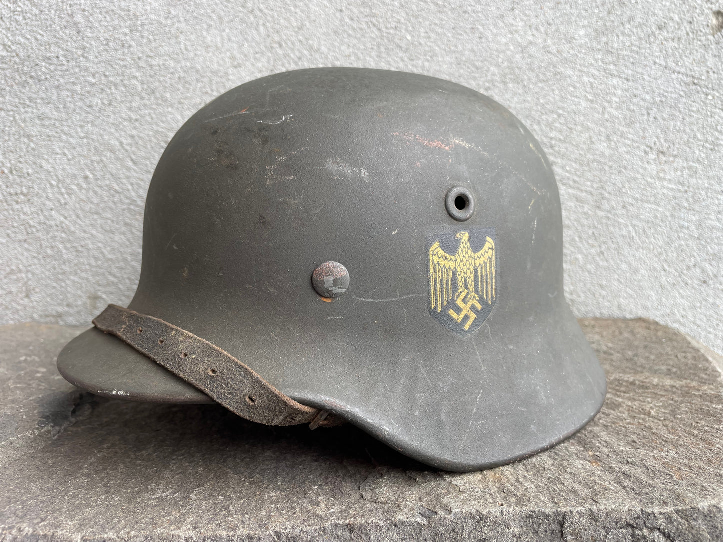 Rare Kriegsmarine M40 Helmet – Quist Q64, Lot DN142