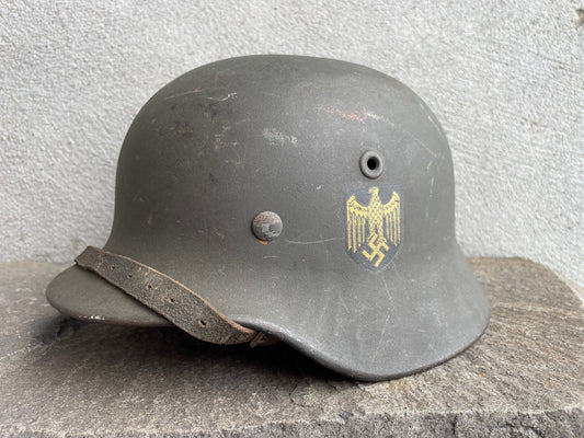 Rare Kriegsmarine M40 Helmet – Quist Q64, Lot DN142