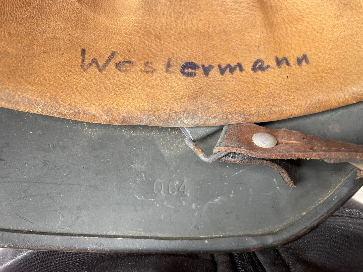 Rare Kriegsmarine M40 Helmet – Quist Q64, Lot DN142