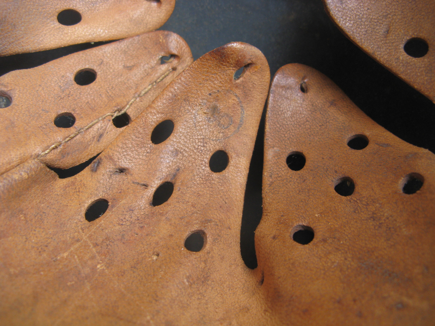 WWII German Luftwaffe M40 Helmet – Transitional 1940, Size 68, One-Look Camo