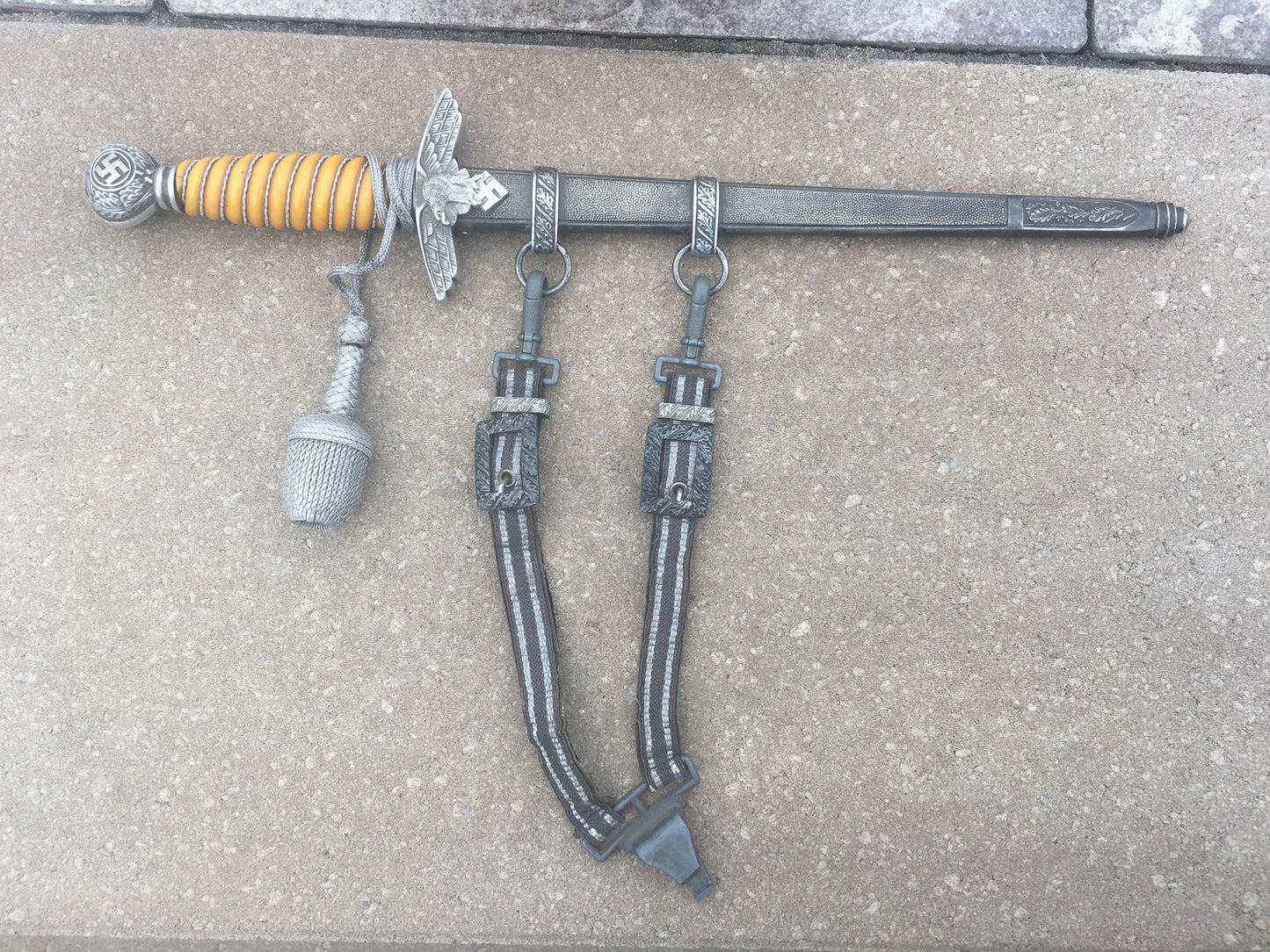 MINT LUFTWAFFE OFFICER’S DAGGER BY WKC SOLINGEN