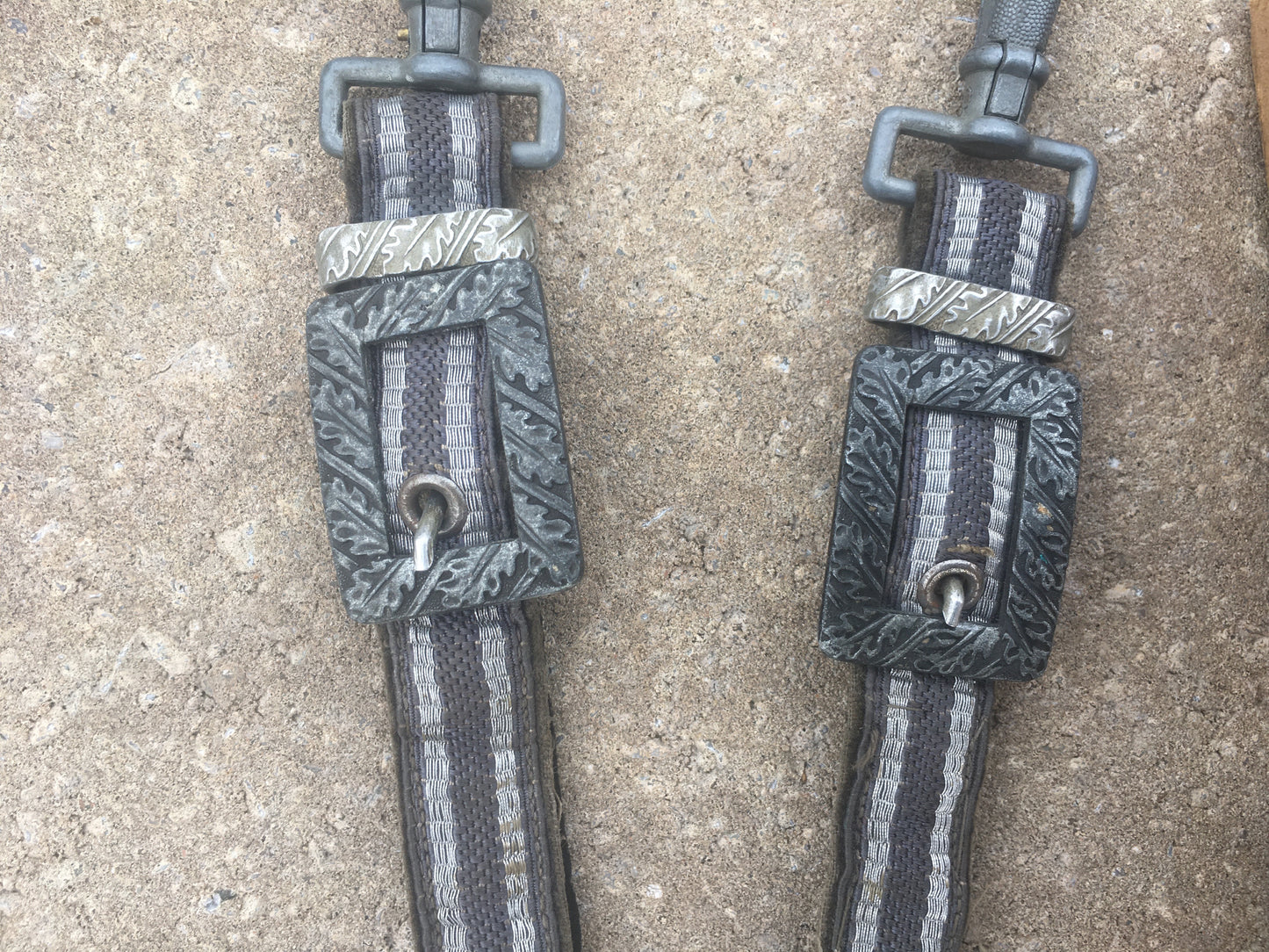 WW2 Luftwaffe Officer’s Dagger – WKC Solingen with Hanger & Portepee