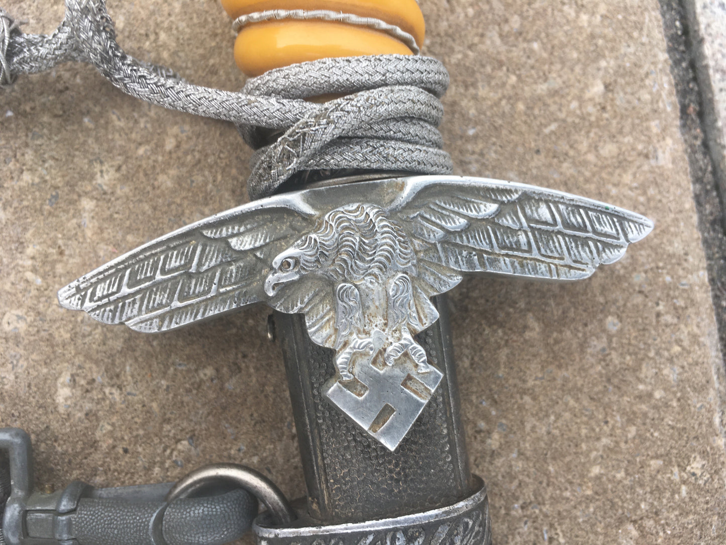 WW2 Luftwaffe Officer’s Dagger – WKC Solingen with Hanger & Portepee