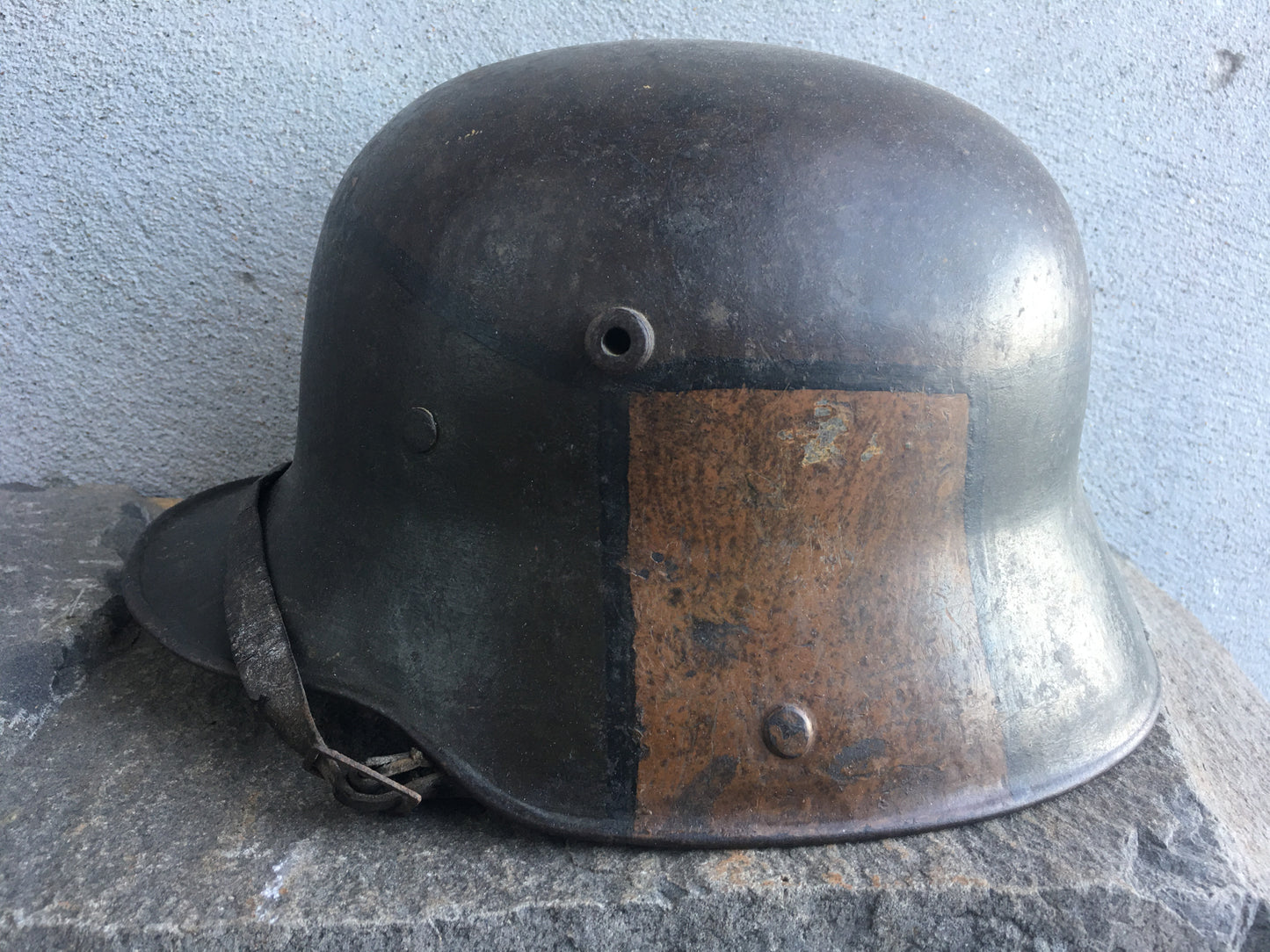 WW1 German M16 Camo Painted Helmet – Original & Untouched