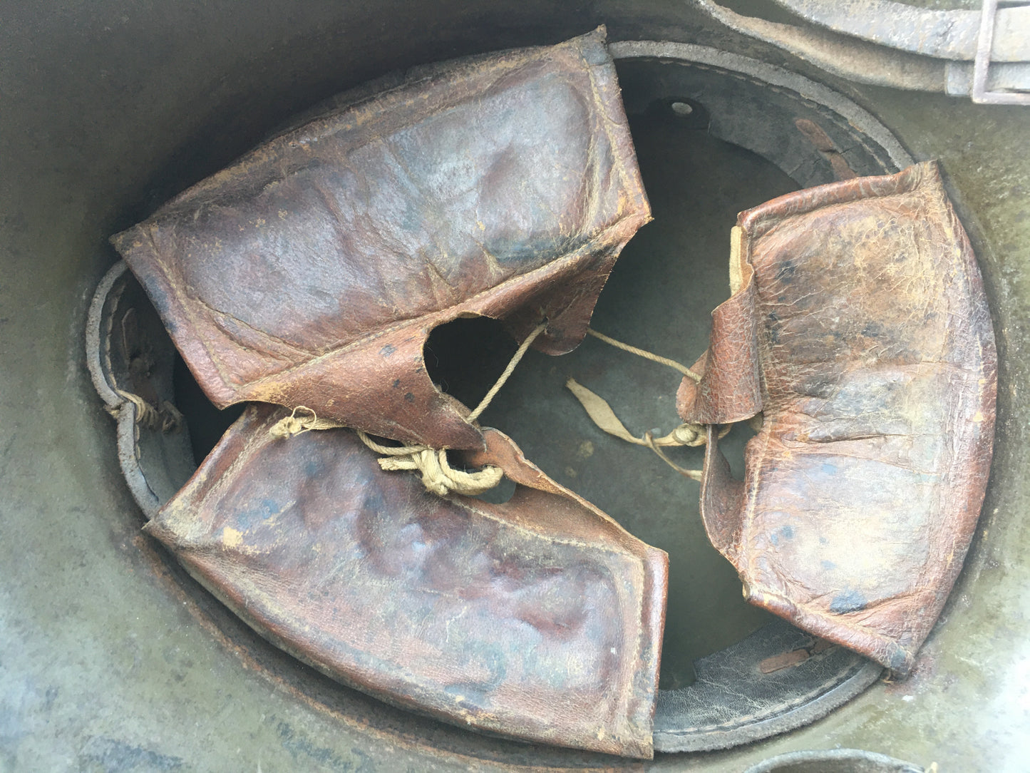 WW1 German M16 Camo Painted Helmet – Original & Untouched