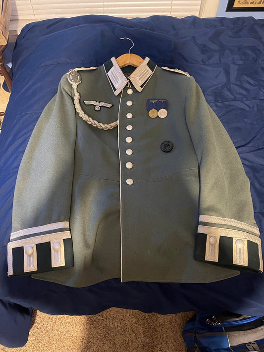 ⸻  WWII U.S. Navy Seabees Uniform – Possibly Named to “D Wisnioski”