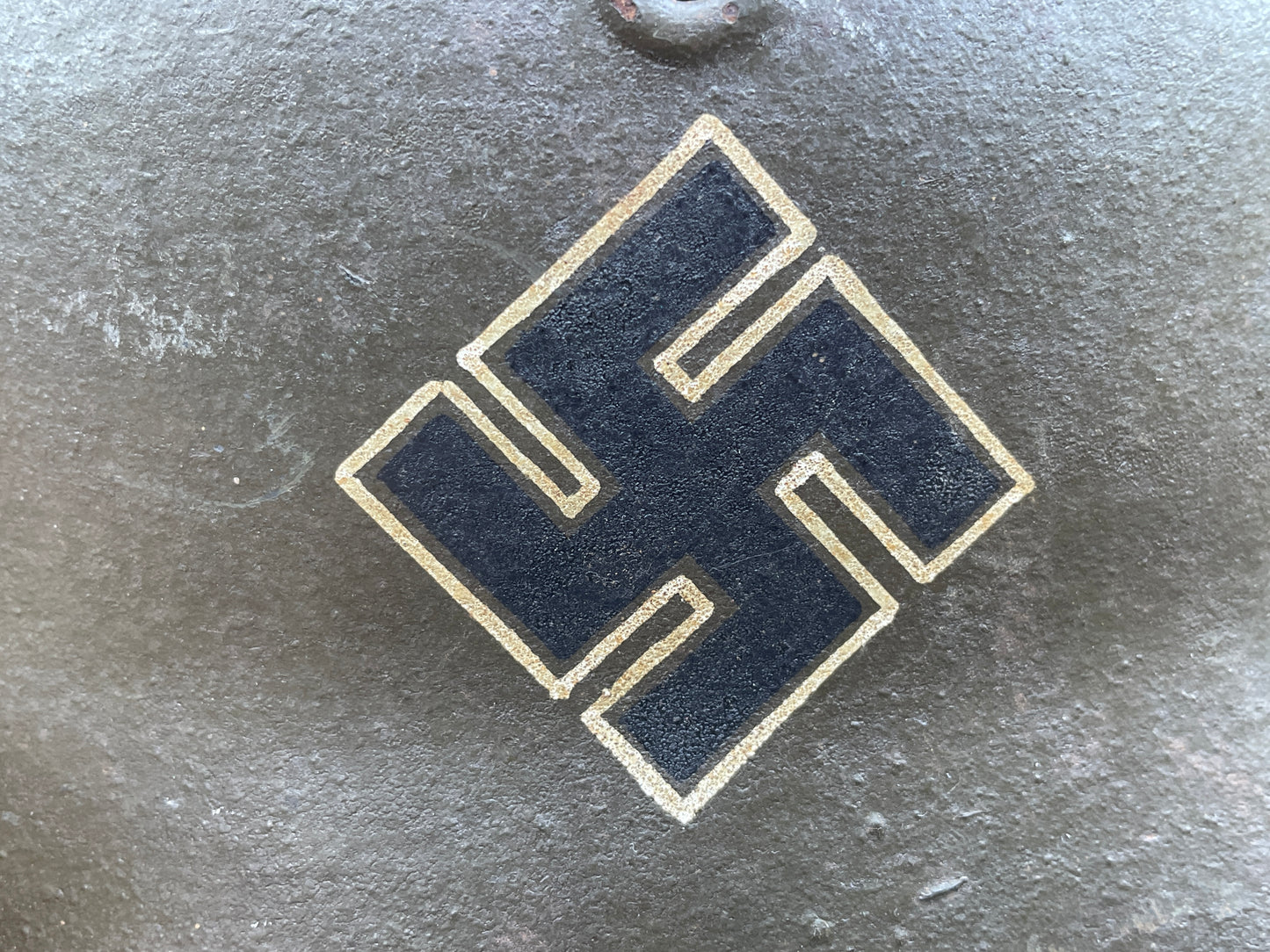 This Superb Veteran-Art M40 Q66 Luftwaffe SD Helmet