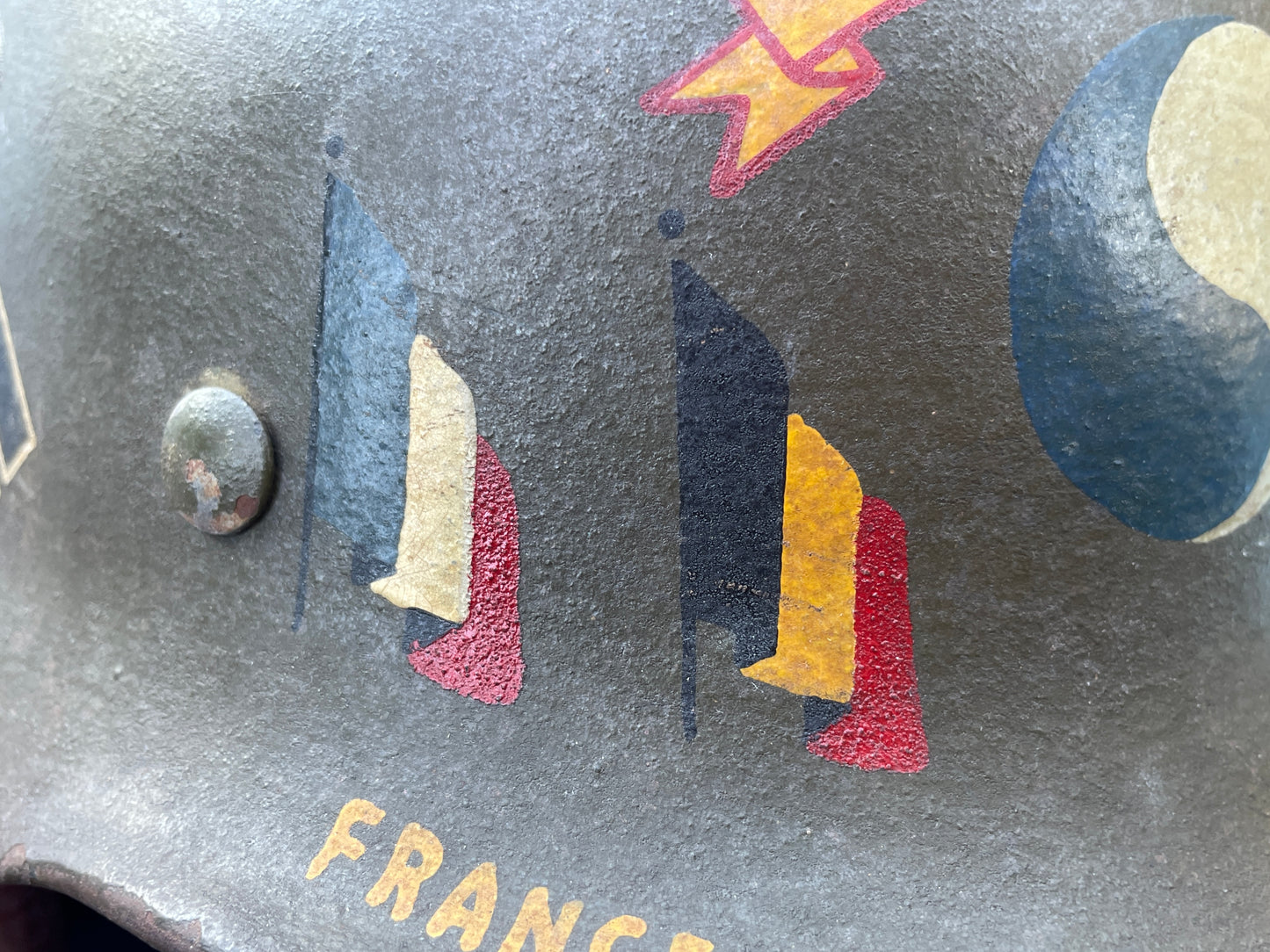 This Superb Veteran-Art M40 Q66 Luftwaffe SD Helmet