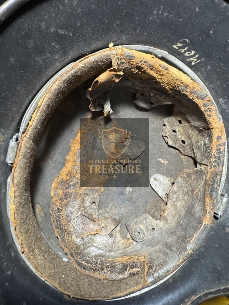 Luftwaffe M35 Helmet – EF64 Named Example